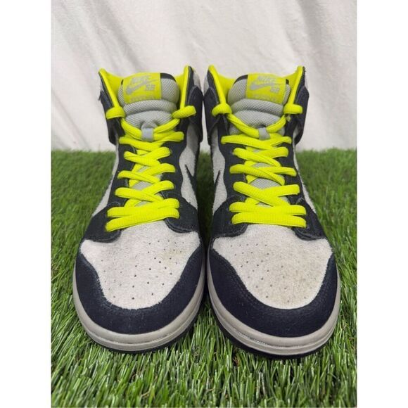 Size 9 - Nike SB‎ Dunk High-Top Men's Gray/Black Yellow 305050-017 - Picture 2 of 9